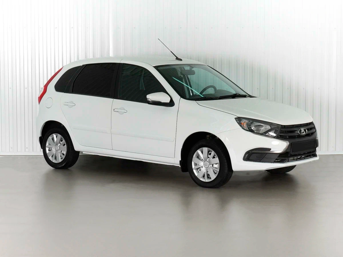 Lada Granta Хэтчбек в Сургут - фото №1