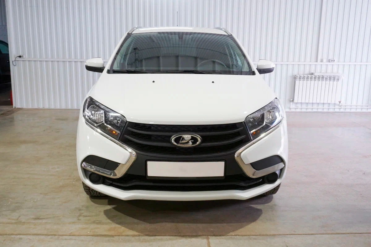 Lada Xray в Сургут - фото №1